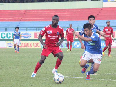 Trên sân Gò Đậu, chủ nhà B. Bình Dương cũng gây thất vọng khi để đội khách Navibank Sài Gòn cầm hòa 1-1
